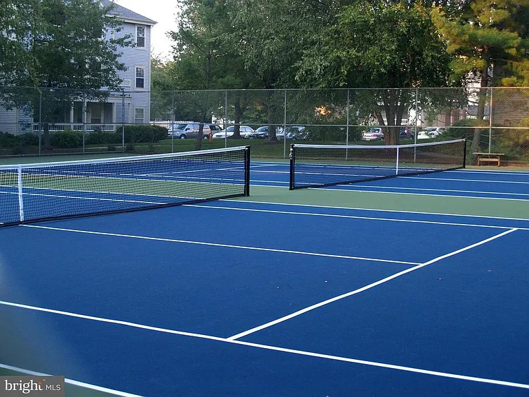 304 Trinity Ct #1 — Photo 3