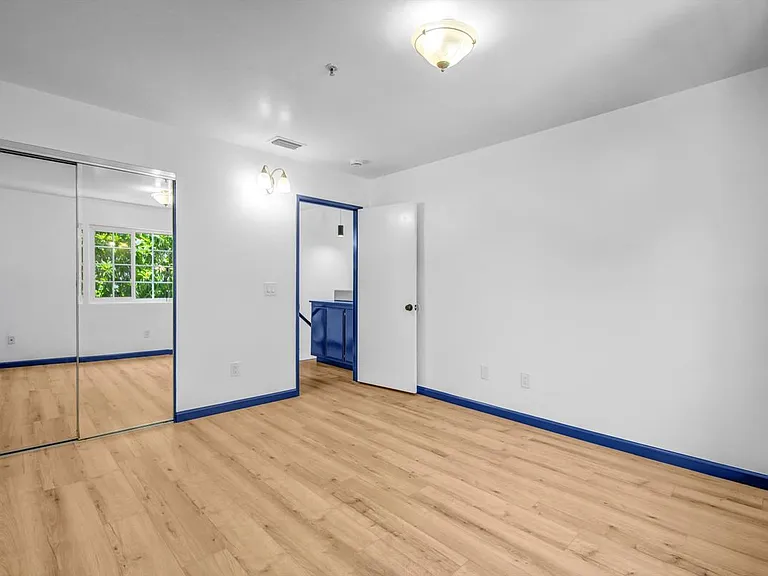 217 E Commonwealth Ave #F — Photo 17