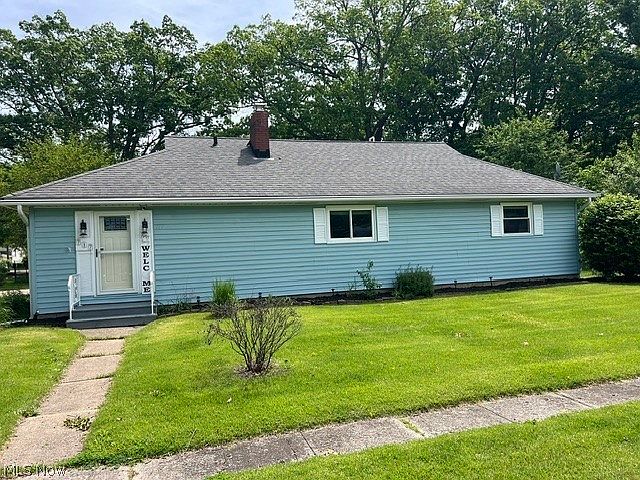 1st image of 717 Hazelwood Dr