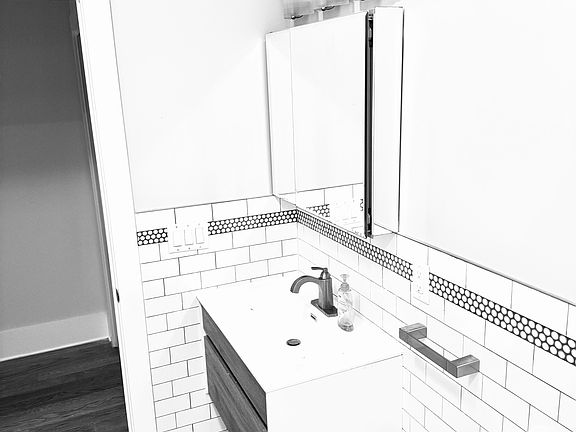 5th image of 770 Broadway #1
