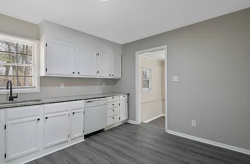 7252 Ainsley St Photo 1