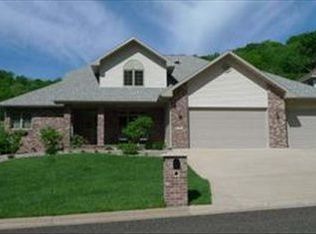1101 Aspen Valley Dr, Onalaska, WI 54650