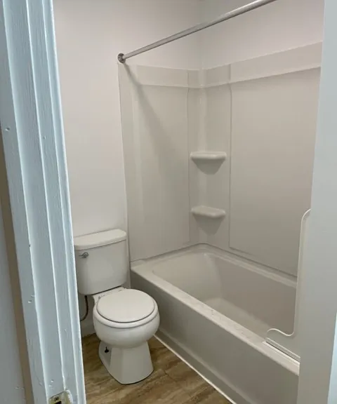 180 Tyler St #1 — Photo 8