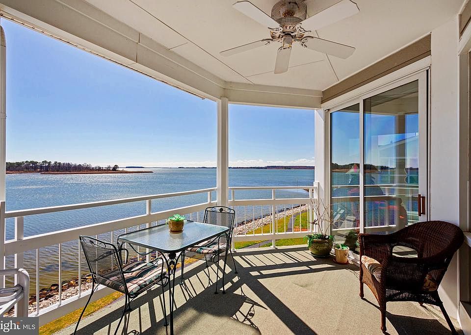 1st image of 737 Oyster Cove Dr