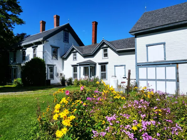 32 Hampden Road, Carmel, ME 04419