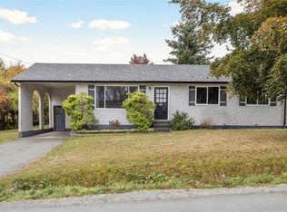 555 Weber St, Nanaimo, BC V9R5P9