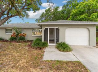 2881 Indianwood Dr, Sarasota, FL 34232