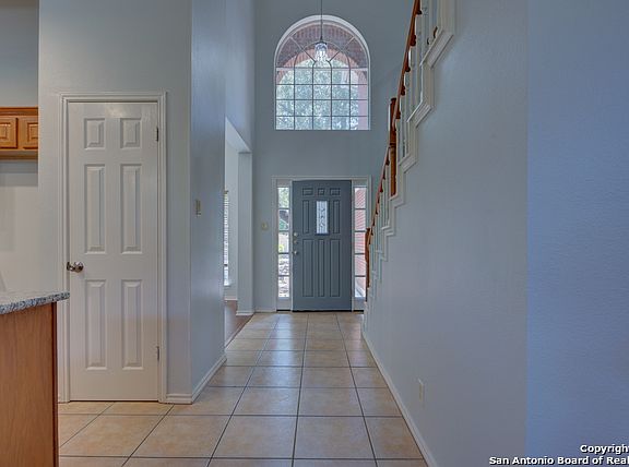 3rd image of 16415 Pemelm Dr