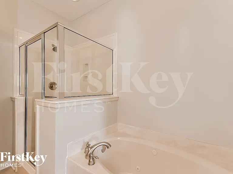 10178 Rathmore Cv — Photo 10
