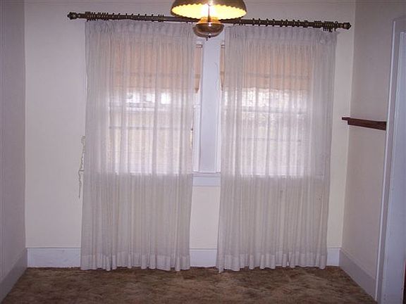814 CASS Dining Room