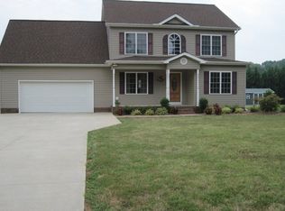 200 Jane Sowers Rd, Statesville, NC 28625