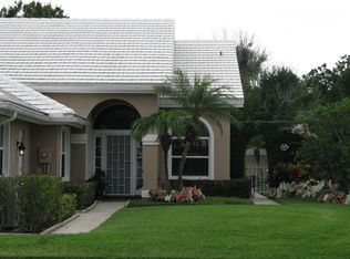2329 Cypress Tree Cir, West Palm Beach, FL 33409