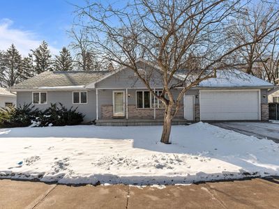 201 E Meadow Grove Blvd, Appleton, WI, 54915