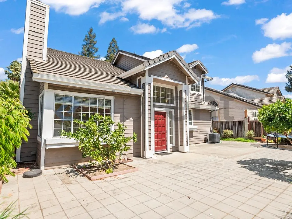 1431 Prelude Dr