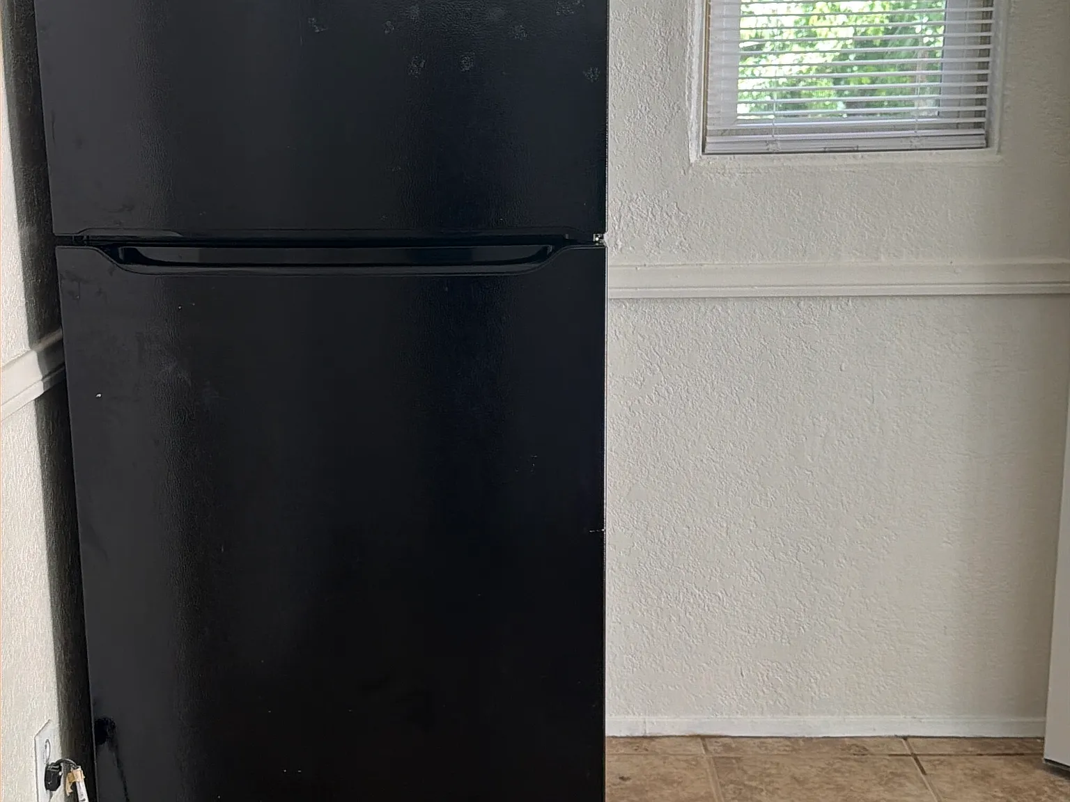 Studio, 900 sqft, $1,095 — Photo 4