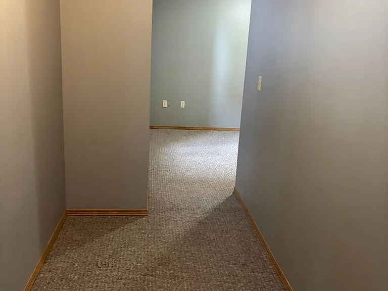 109 E Luverne St — Photo 16