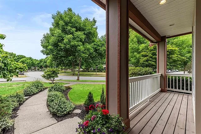 45450 Shawnigan Cres #3 — Photo 2