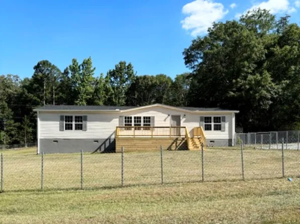 106 Coyote Ln, Iva, SC 29655