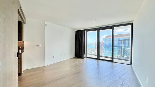 1000 Auahi St Photo 1
