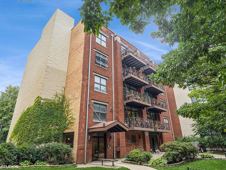 1st image of 2225 W Wabansia Ave APT 202