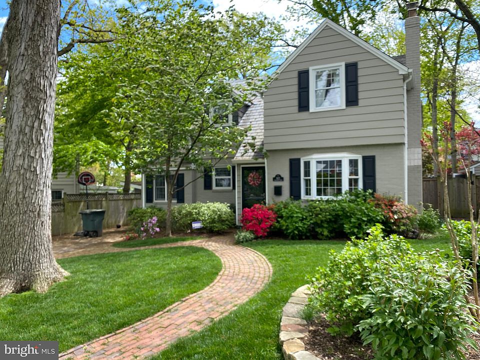 1st image of 902 Chalfonte Dr
