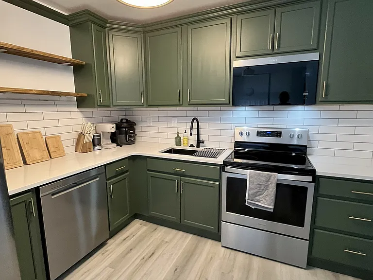 57 Vanderbilt Ave — Photo 9