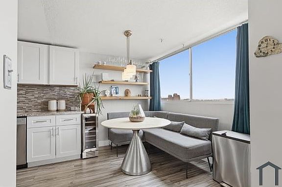 4th image of 1155 Ash St APT 806