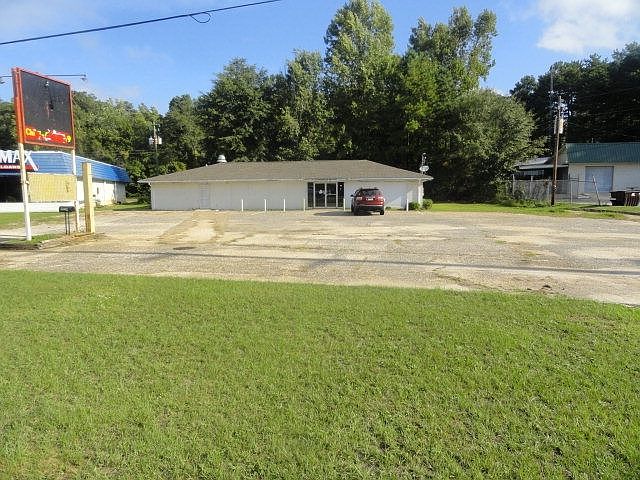 1st image of 2219 S Us Highway 231