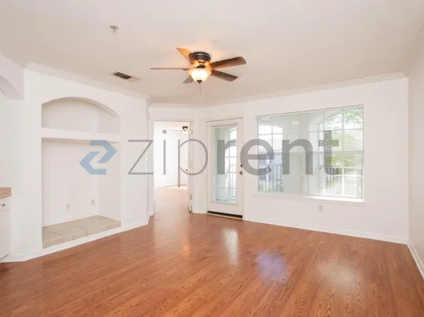 3591 Kernan Blvd S APT 132, Jacksonville, FL 32224