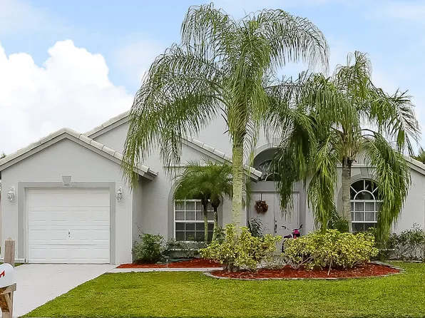 1912 Oak Berry Cir, Wellington, FL 33414