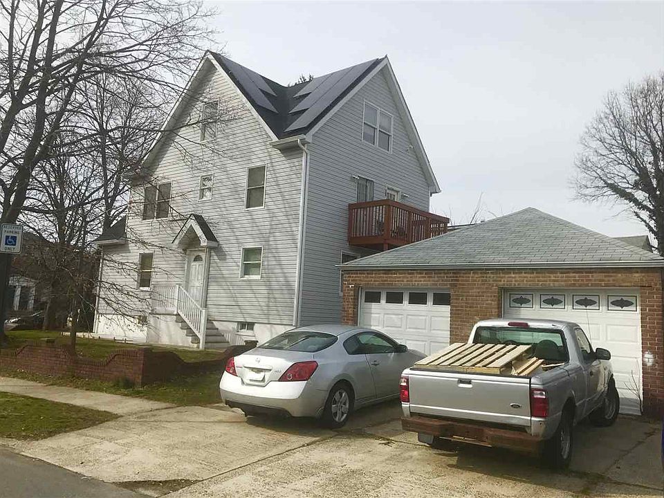 2nd image of 30 Newman Ave