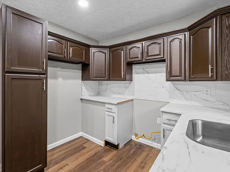 3100 Fern Valley Dr SW #A — Photo 10