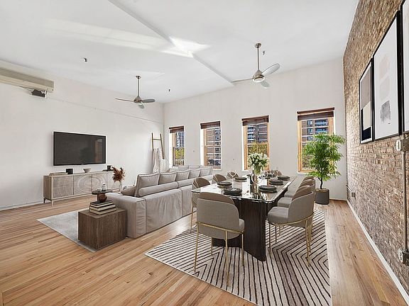 3rd image of 330 Pearl St APT 5A