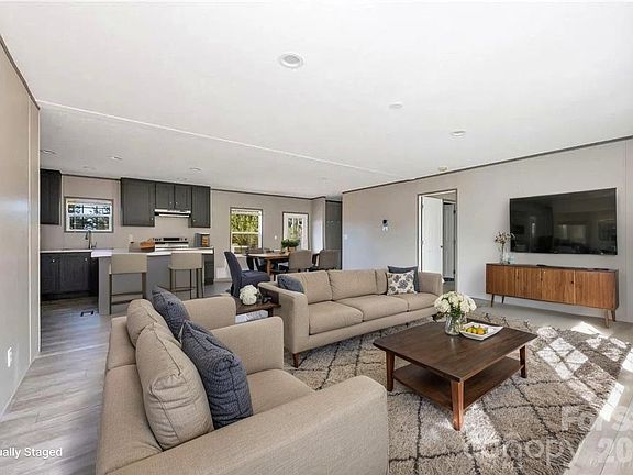 3rd image of 4951 Rhoney Rd