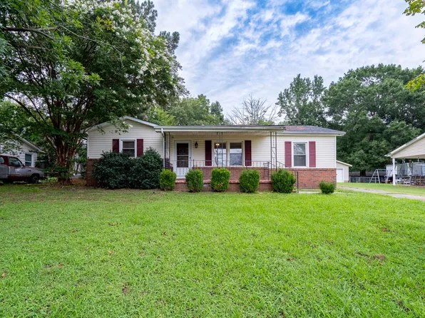 113 Crestview Dr, Concord, NC 28027