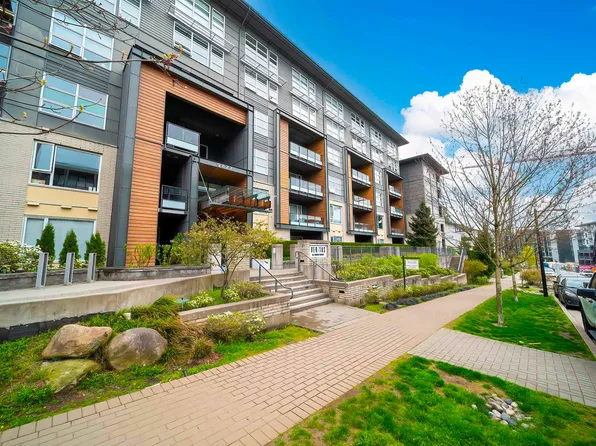 9877 University Cres #310, Burnaby, BC V5A 0E5