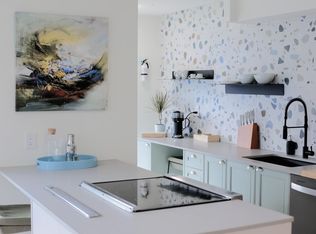 1723 Alberni St #1701, Vancouver, BC V6G 3G9