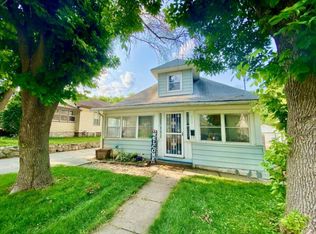 806 Morton Ave, Des Moines, IA 50316