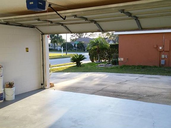5th image of 2504 Chatham Cir