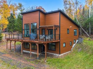 15 Loyalist Ln, Prince William, NB E3E0E3