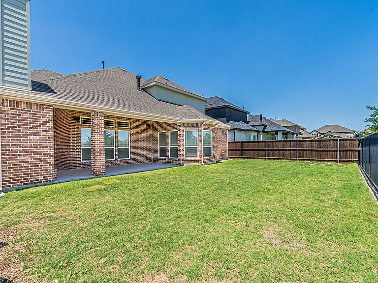 3316 Hickory Ln — Photo 40