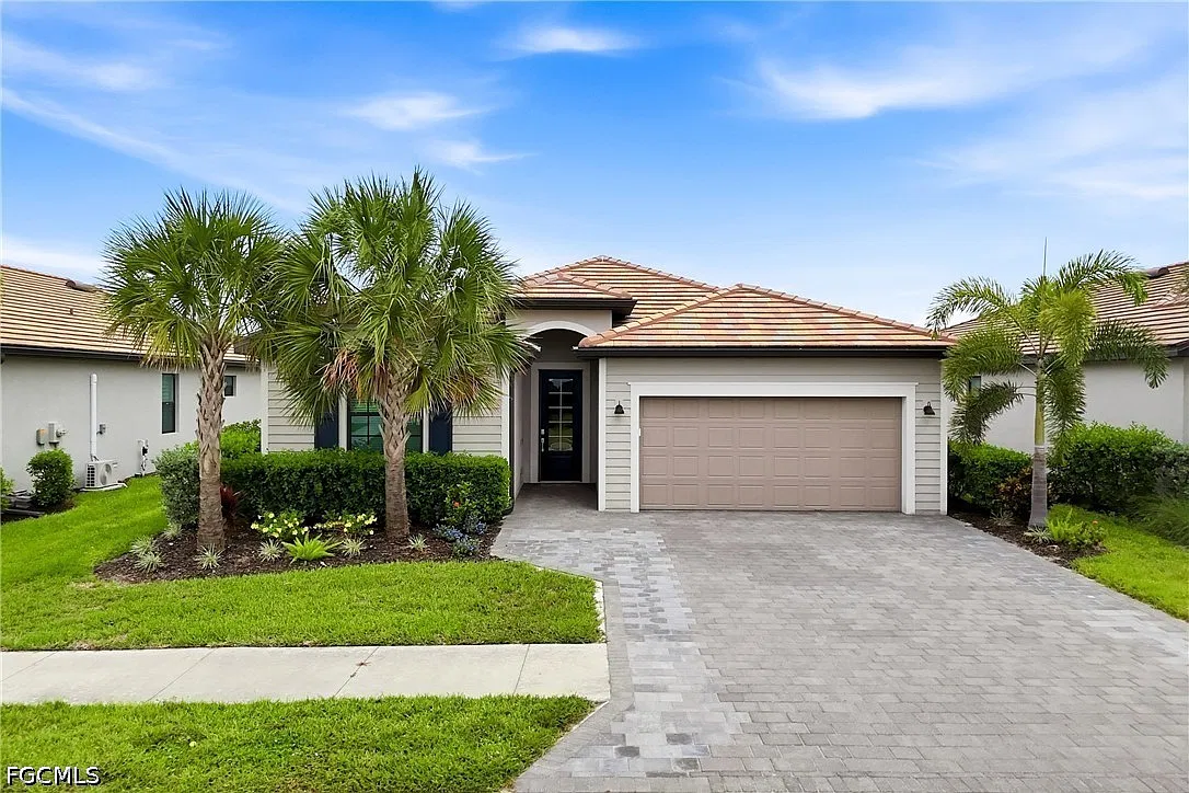 4 bed, 3.0 bath, 2032 sqft, $7,500 — Photo 1