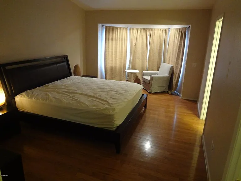 1341 W Bartlett Way — Photo 13