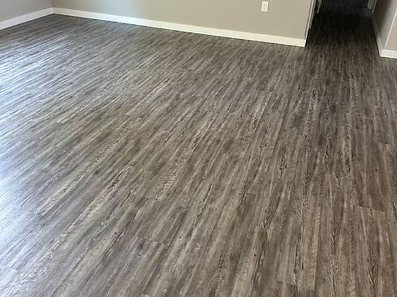 3rd image of 1139 S June Dr
