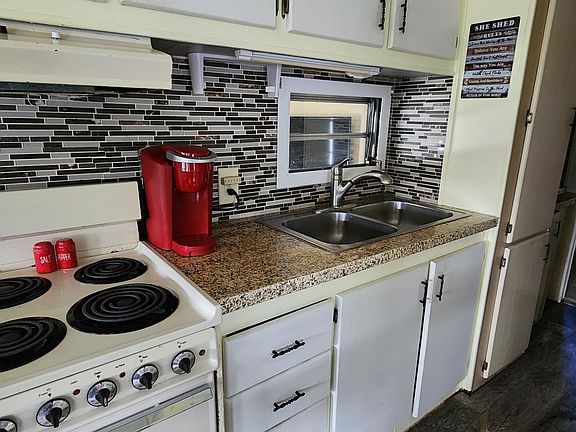 5th image of 7820 Wire Rd #127