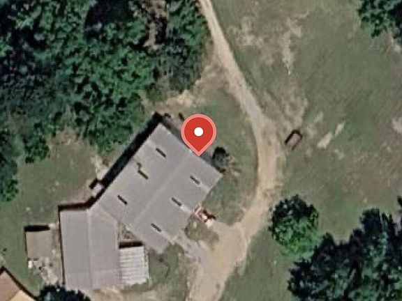 2nd image of 384 Dyess Bridge Rd