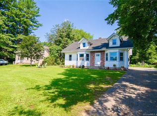 322 E Main St, Griswold, CT 06351