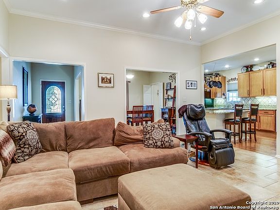 5th image of 2204 Timberhill Dr