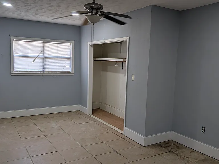 4910 Wales Dr — Photo 17