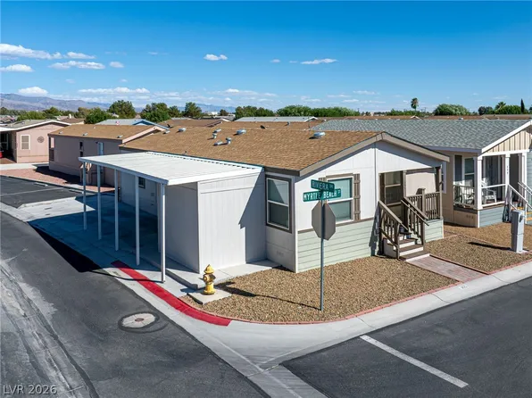 355 Myrtle Beach St, Pahrump, NV 89048